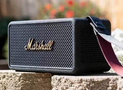Преносима колонка Marshall